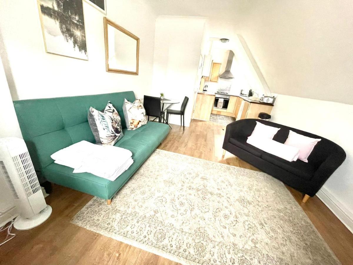 Koala & Tree - 2 Bedroom In City Centre - Short Lets & Serviced Accommodation Cambridge 外观 照片